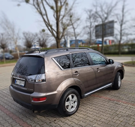 Mitsubishi Outlander cena 35900 przebieg: 204000, rok produkcji 2012 z Warszawa małe 56